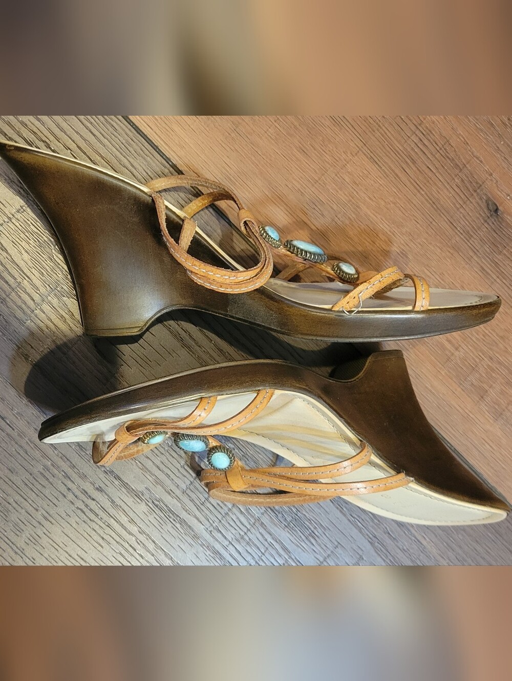 Italian Shoemakers Tan Leather Sandals with Turquoise Accents - Picture 2 of 4